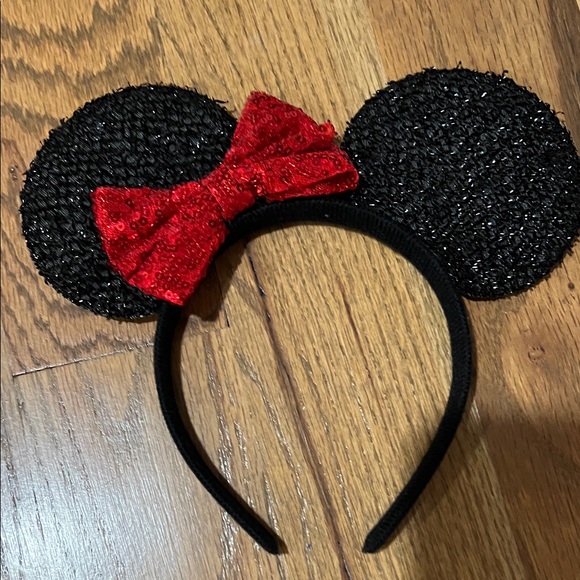 Black Sequin Mouse Ears Headband with Red Bow - Picture 1 of 2